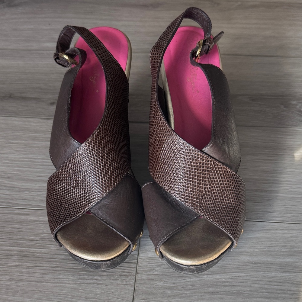 Lilly Pulitzer Callie Brown Leather Wedge Sz 6.5